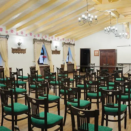Conacul Maria Theresa 2* Orlat
